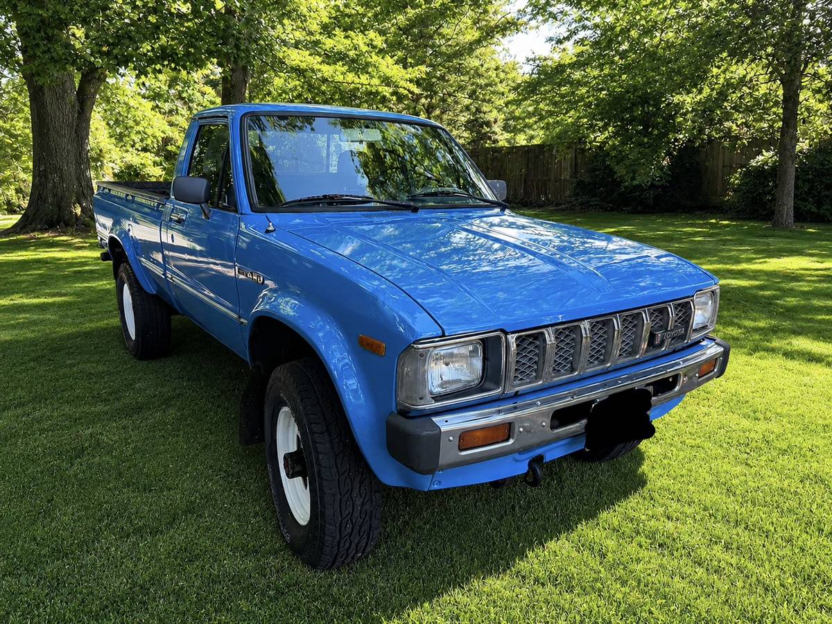 Toyota-Pickup-4x4-1983