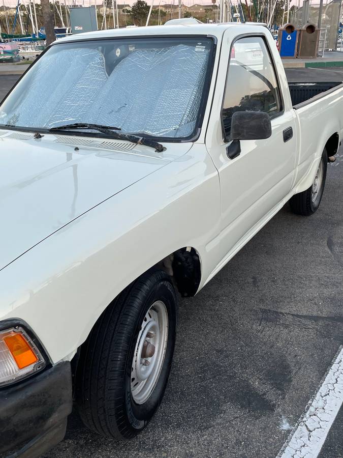 Toyota-Pickup-truck-1994