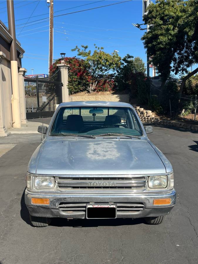 Toyota-Tacoma-1989-blue