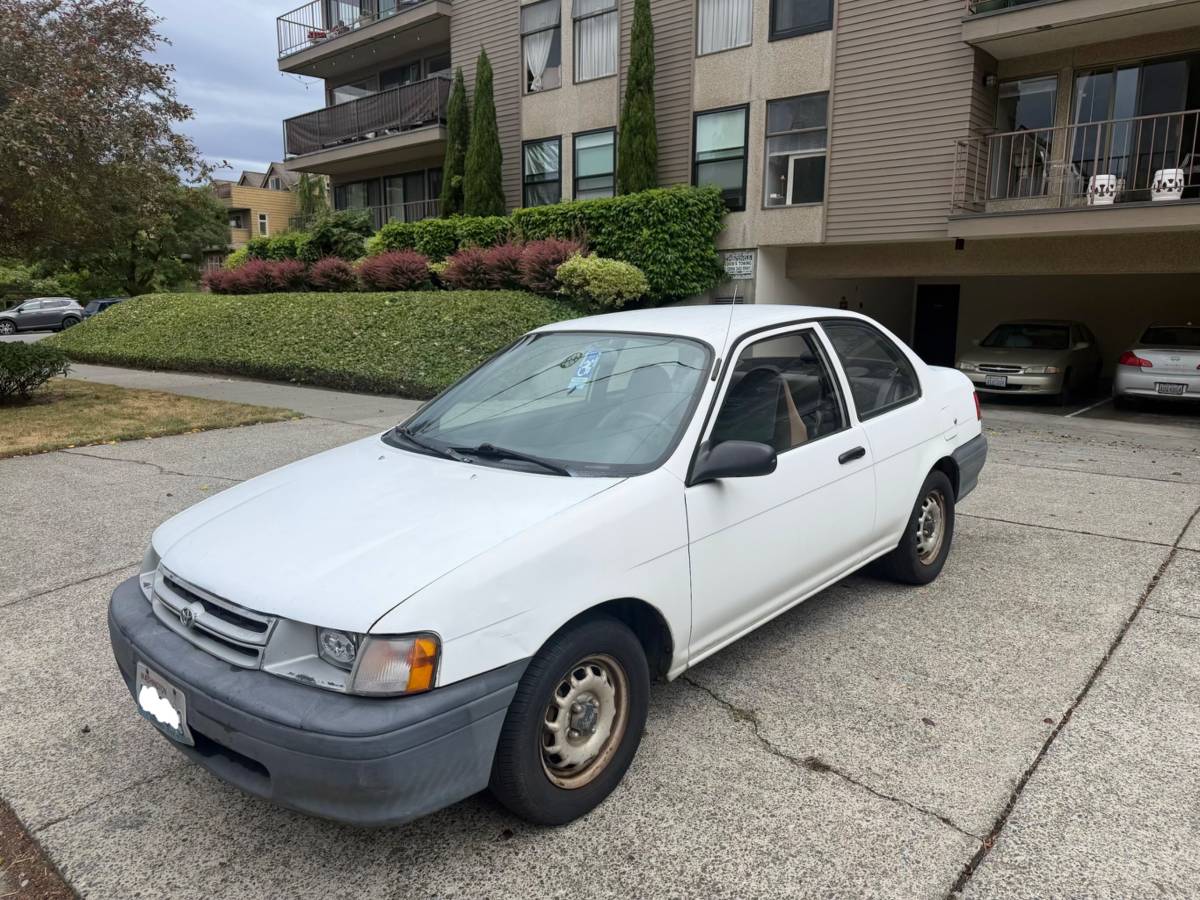 Toyota-Tercel-1994