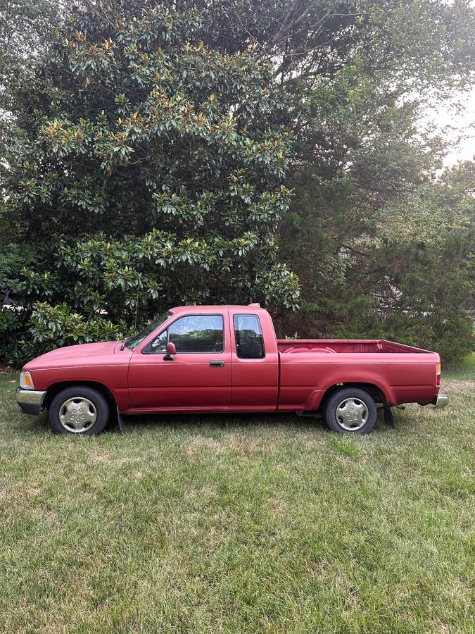 Toyota-Truck-1994-red