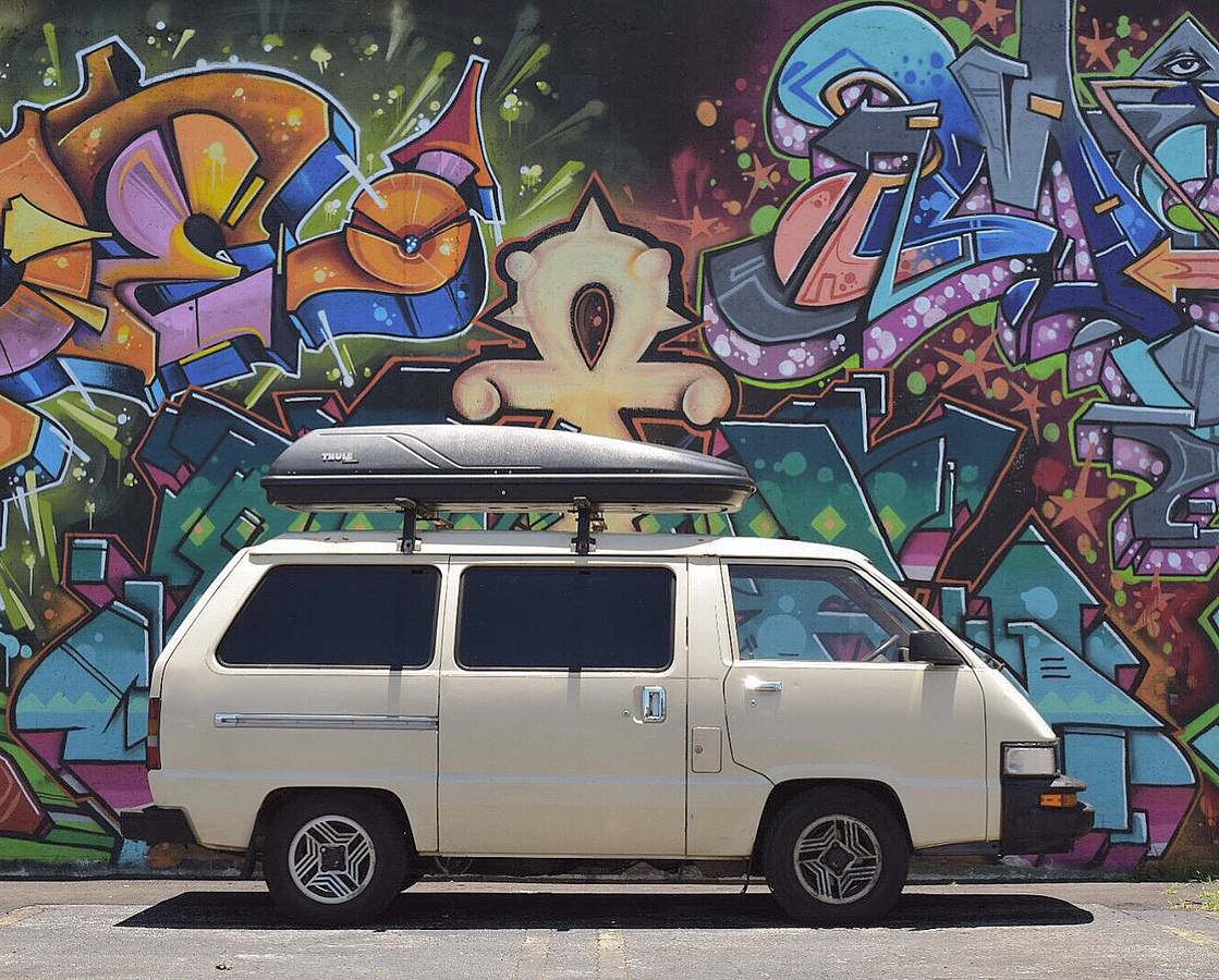 Toyota-Van-1986
