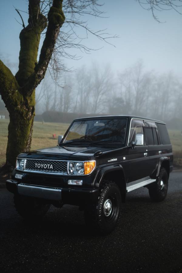 Toyta-land-cruiser-1995