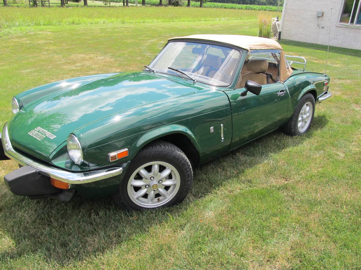 Triumph-Spitfire-1500-1977-green