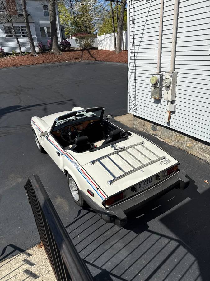 Triumph-Spitfire-1980-white
