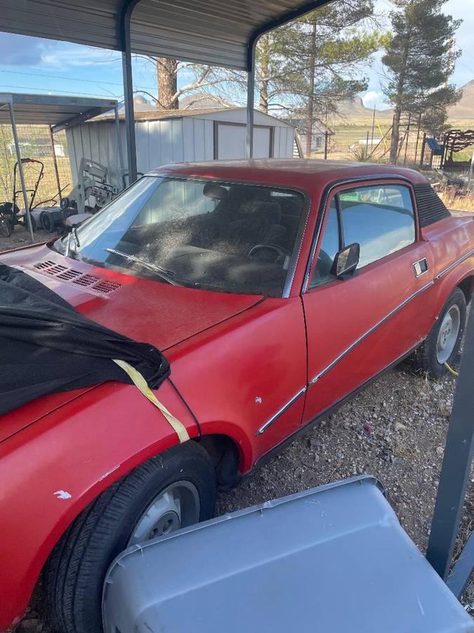 Triumph-Tr-7-1980-red