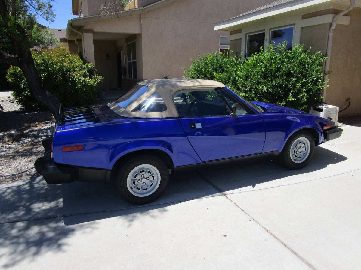 Triumph-Tr7-1980-blue