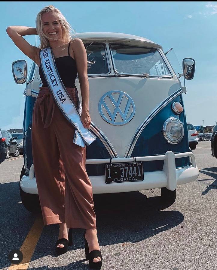 Volkswagen-1967-blue