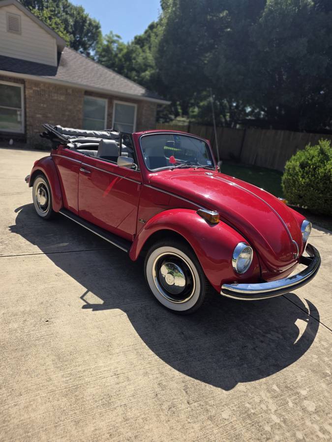 Volkswagen-Beetle-1972-red