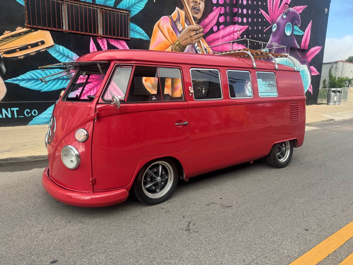 Volkswagen-Bus-1967-red