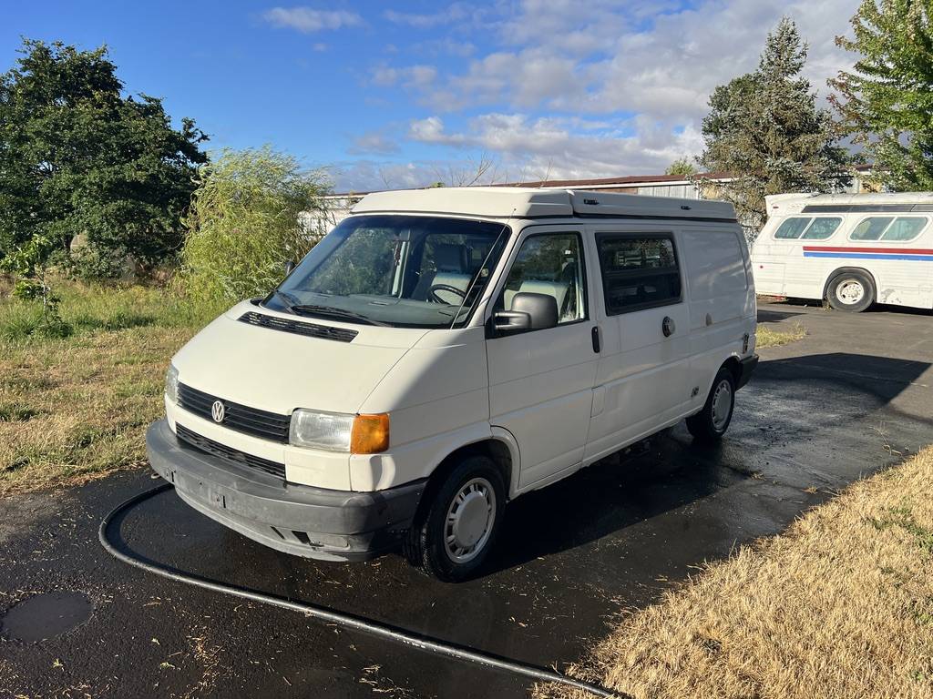 Volkswagen-Eurovan-westfalia-1995-white