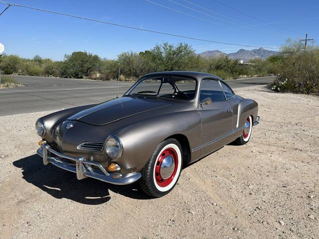 Volkswagen-Karmann-ghia-1967