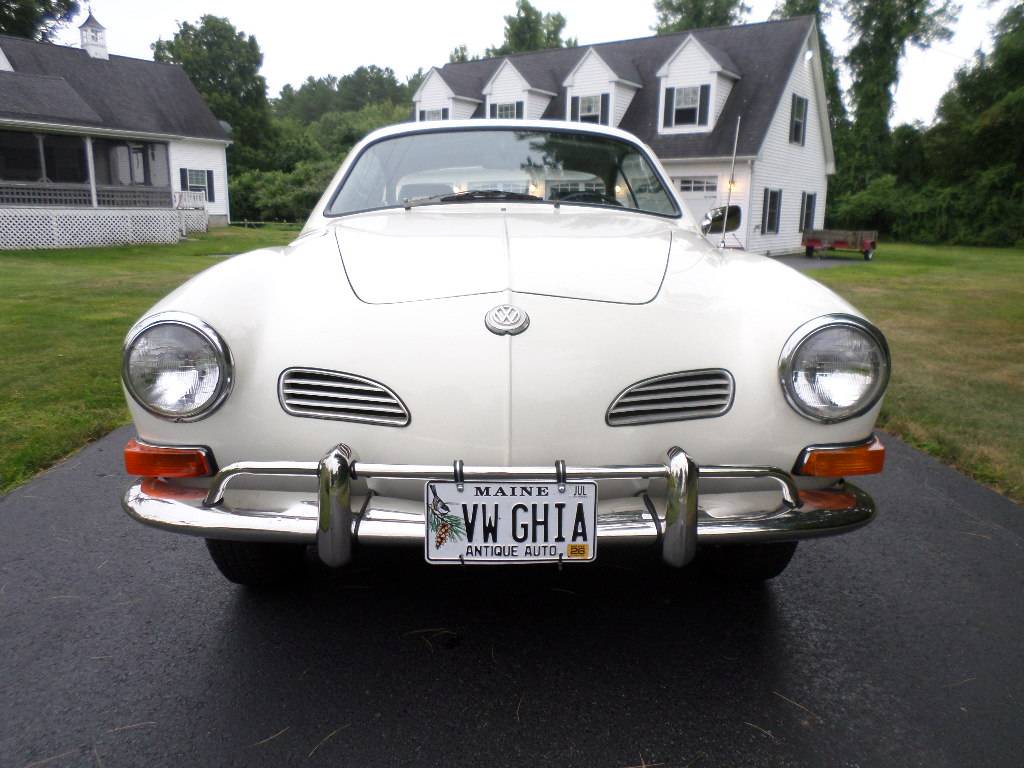 Volkswagen-Karmann-ghia-1970-white