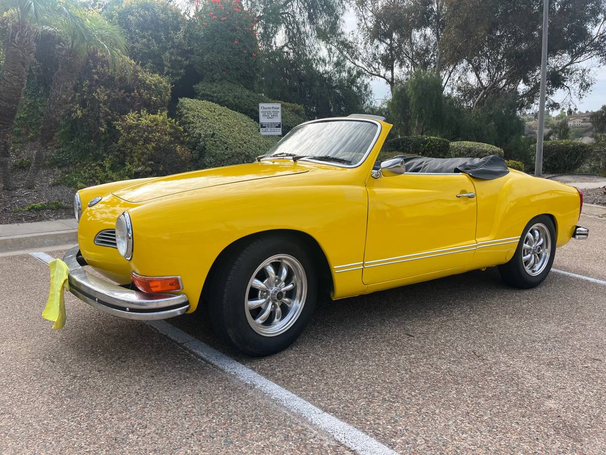 Volkswagen-Karmann-ghia-1974