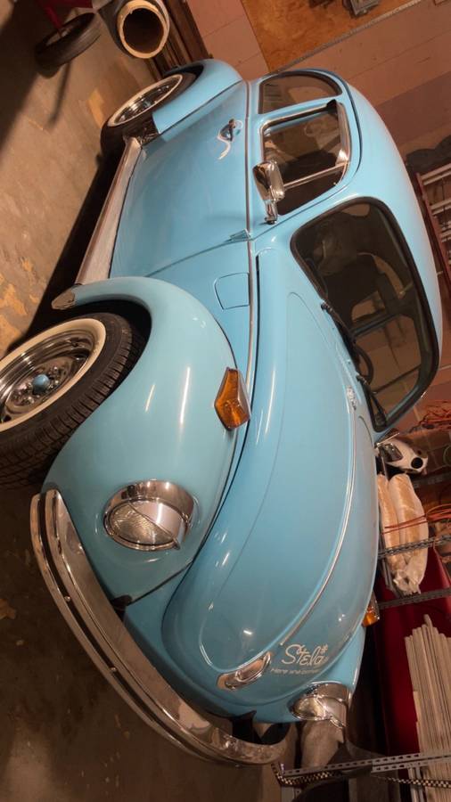 Volkswagen-Super-beetle-1971-blue