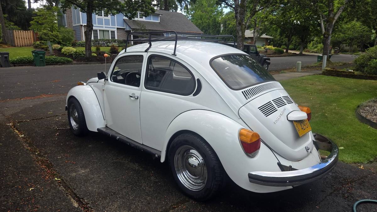 Volkswagen-Super-beetle-1973