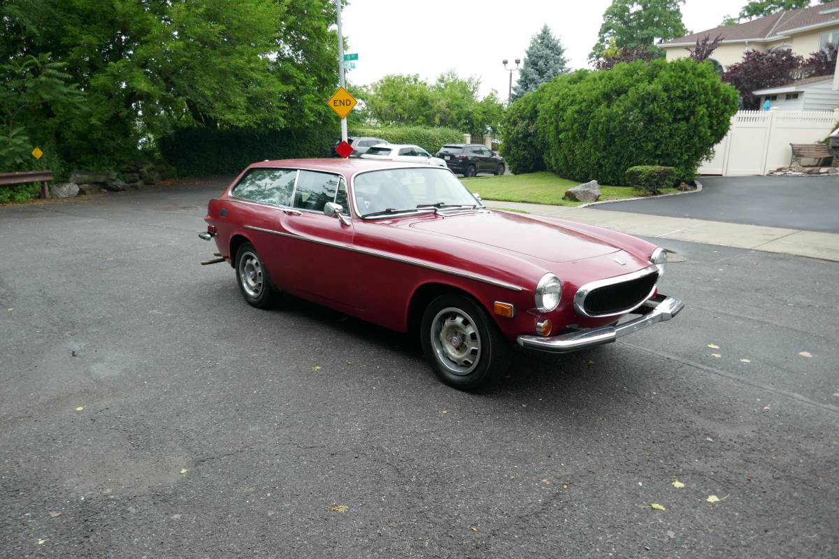 Volvo-1800es-1973-red