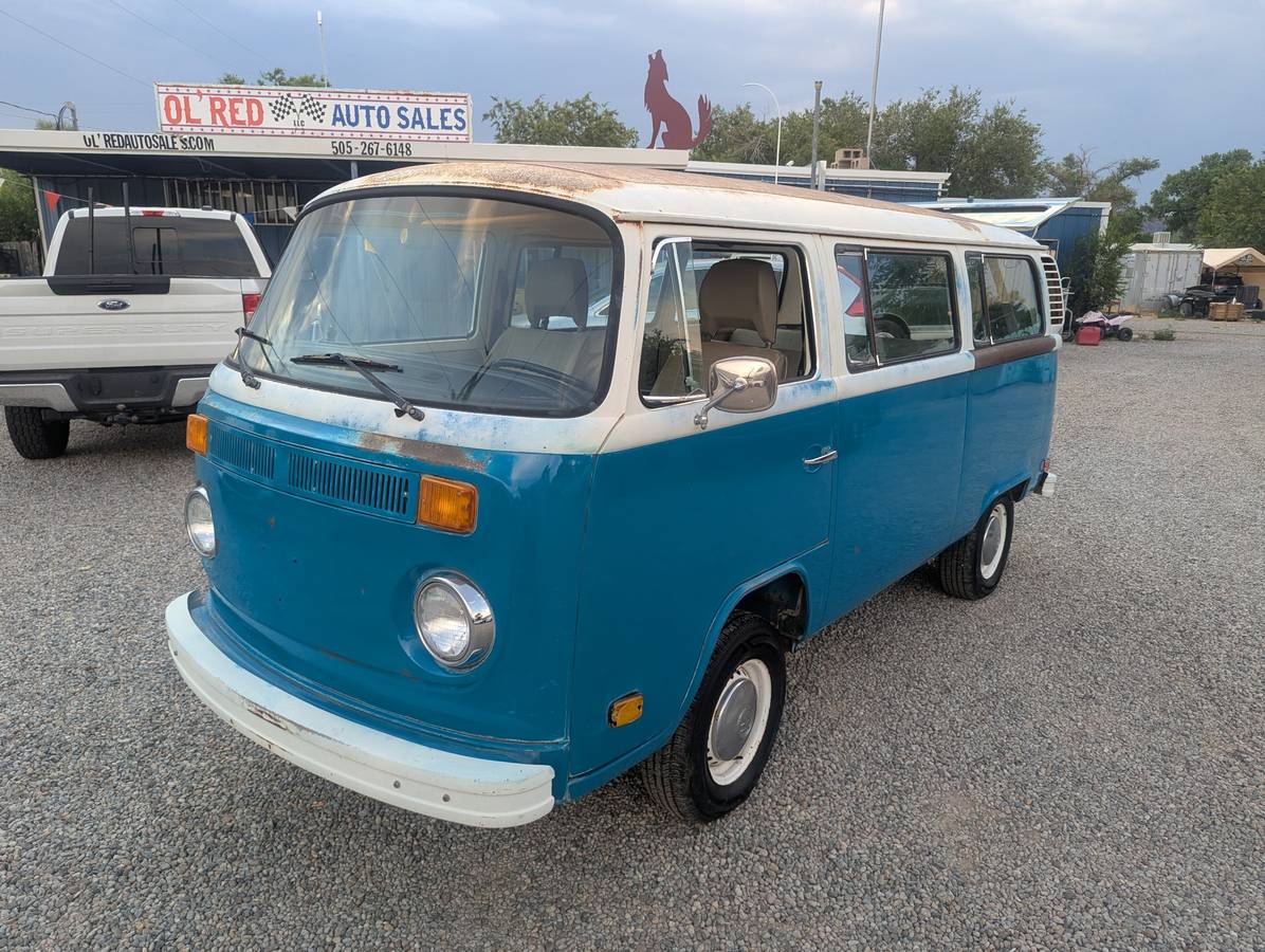 Vw-bus-1977-blue
