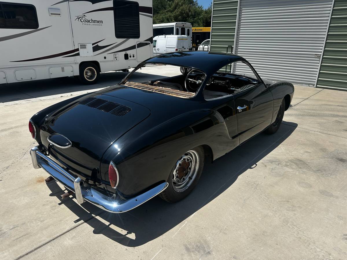 Vw-karmann-ghia-1965-black