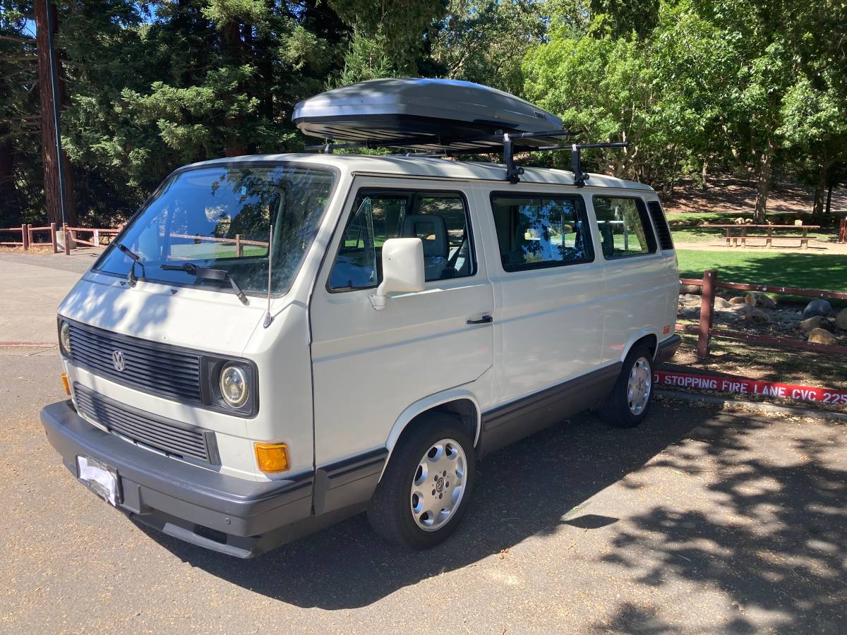 Vw-vanagon-1990-white