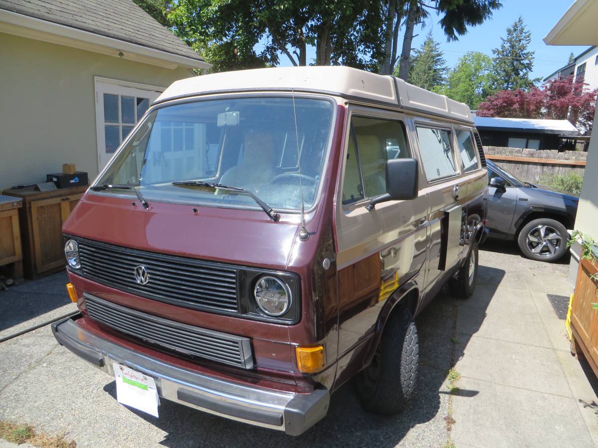 Vw-westfalia-camper-van-1984-brown