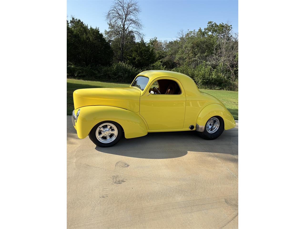 Willys-2-dr-coupe-1941-Yellow-Brown