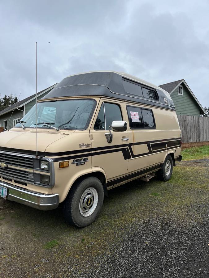 84-chevy-20-van-1984-brown