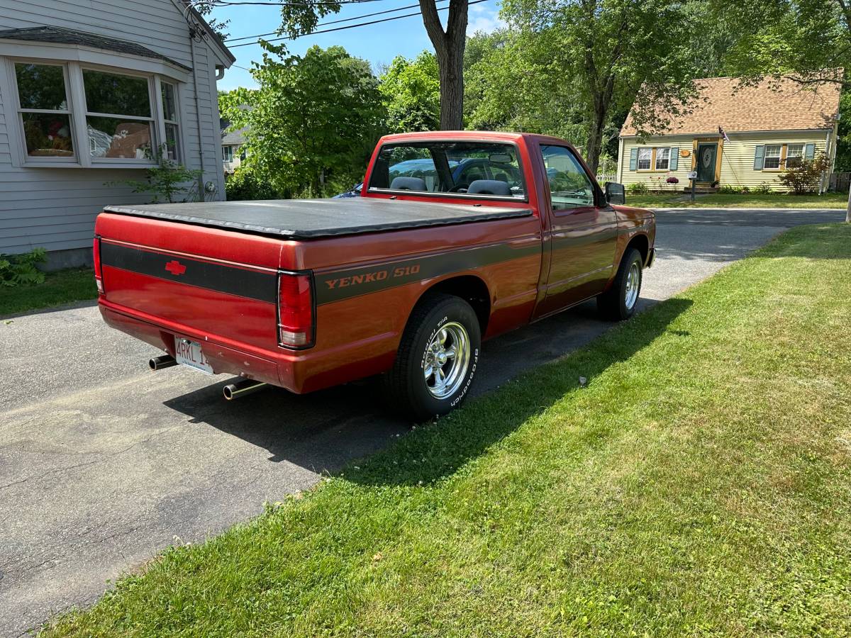 84-chevy-s10-pickup-1984-red