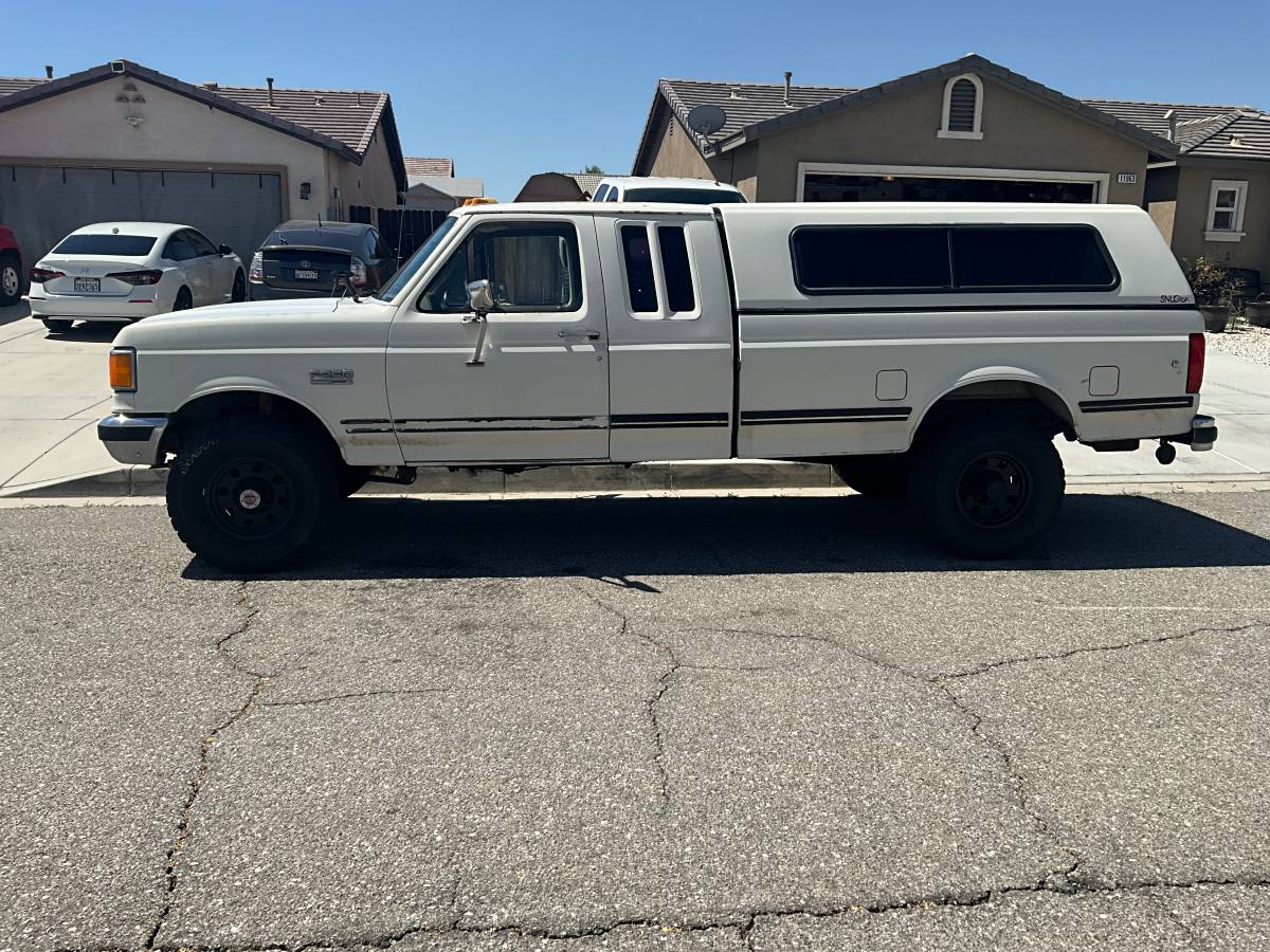 89-ford-f-250-ext-cab-long-bed-1989-white