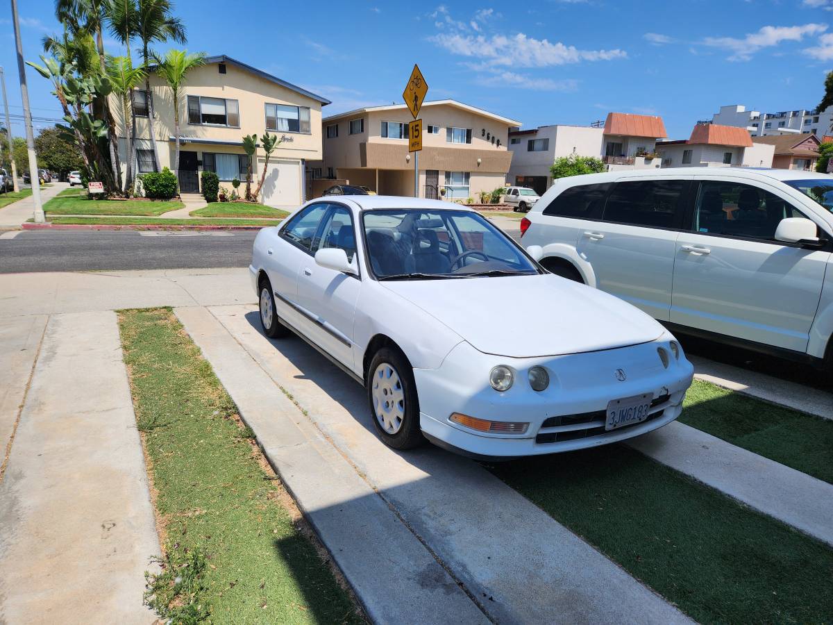 Acura-Integra-1994-white