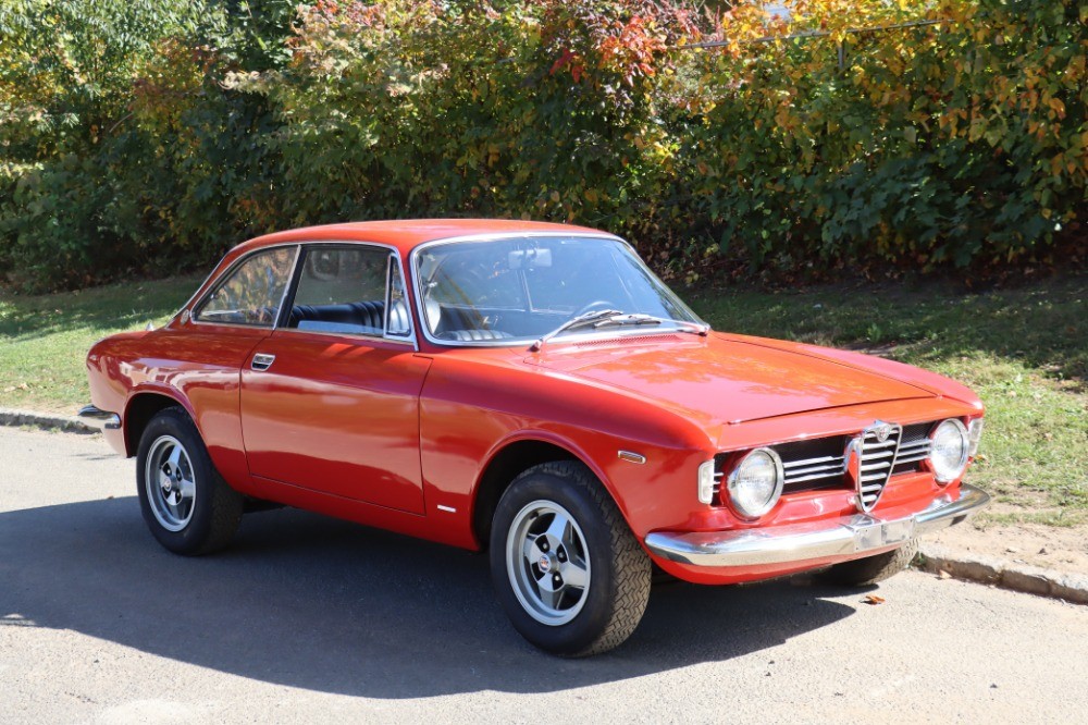Alfa-Romeo-Giulia-1967-Coupe-Black