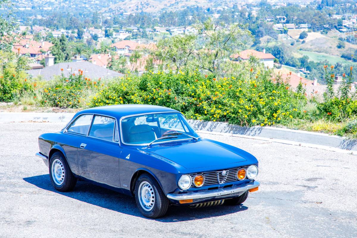 Alfa-romeo-Gtv-1974-blue