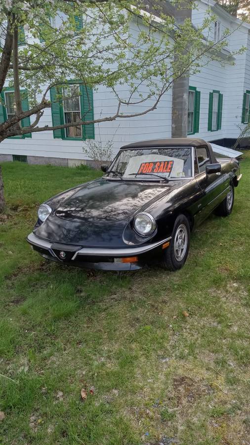 Alfa-romeo-Spider-1989-black