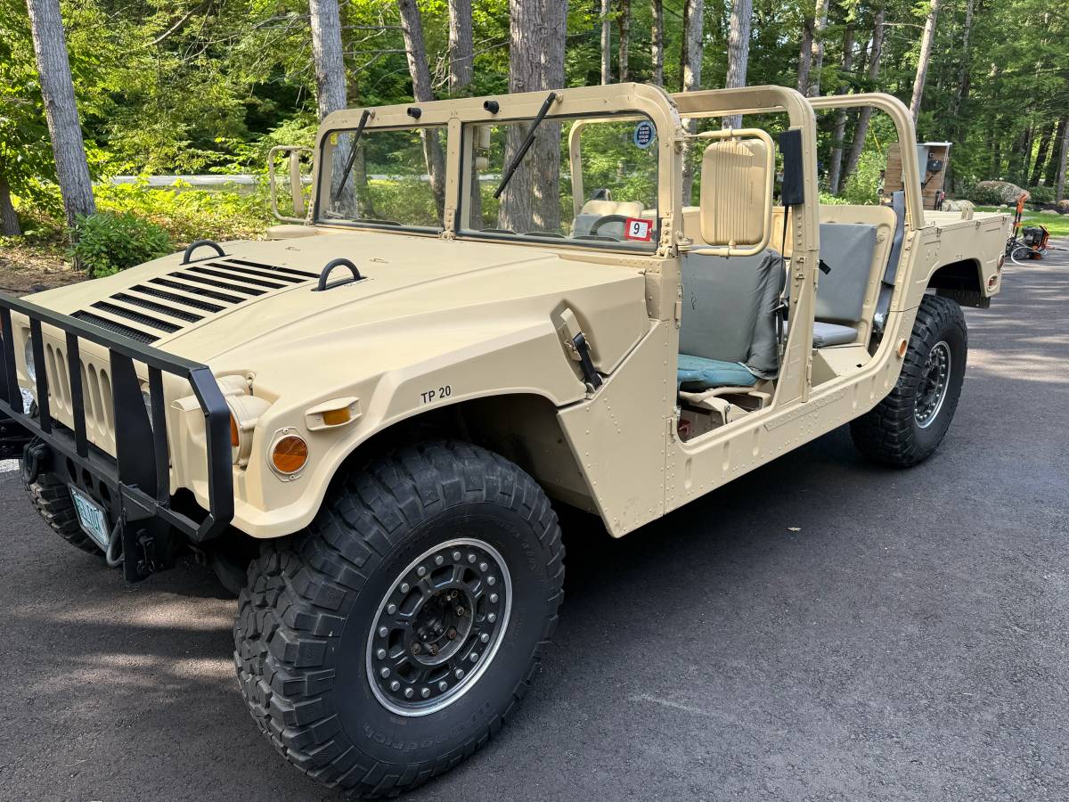 Am-general-Humvee-1996-custom