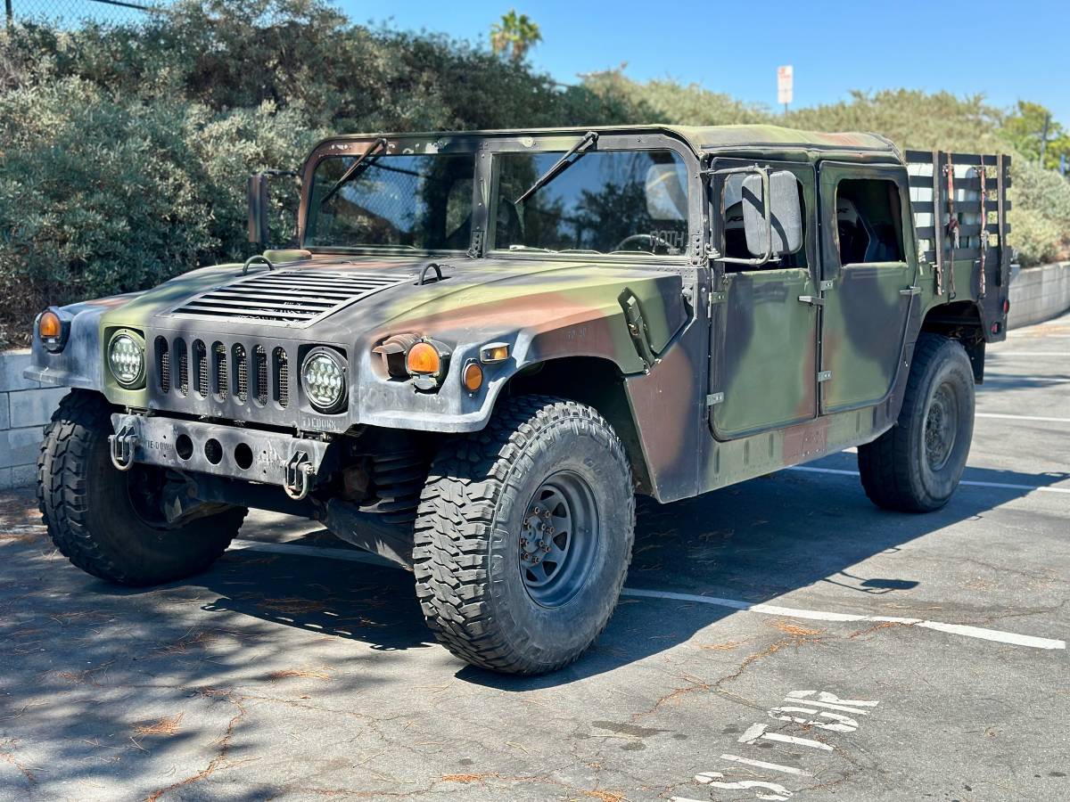 Am-hmmwv-1986