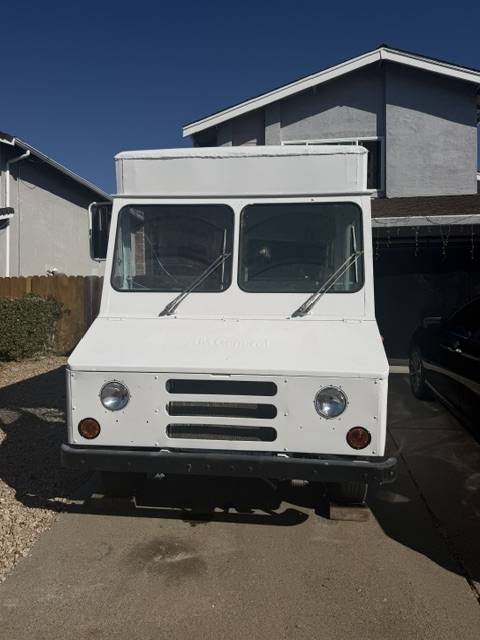 Amc-Fj8c-1983-white