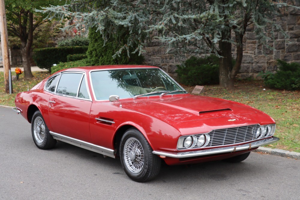 Aston Martin DBS 1970