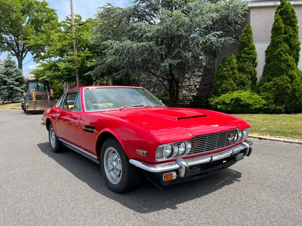Aston Martin DBS 1971