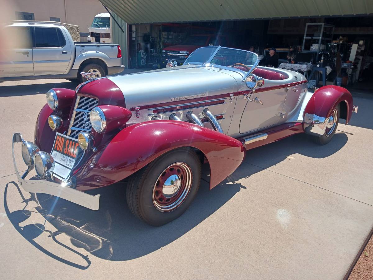 Auburn-1936-silver