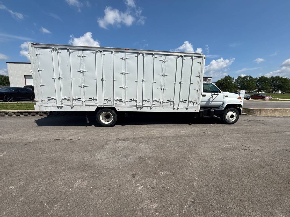 B19955-gmc-top-kick-1995-white