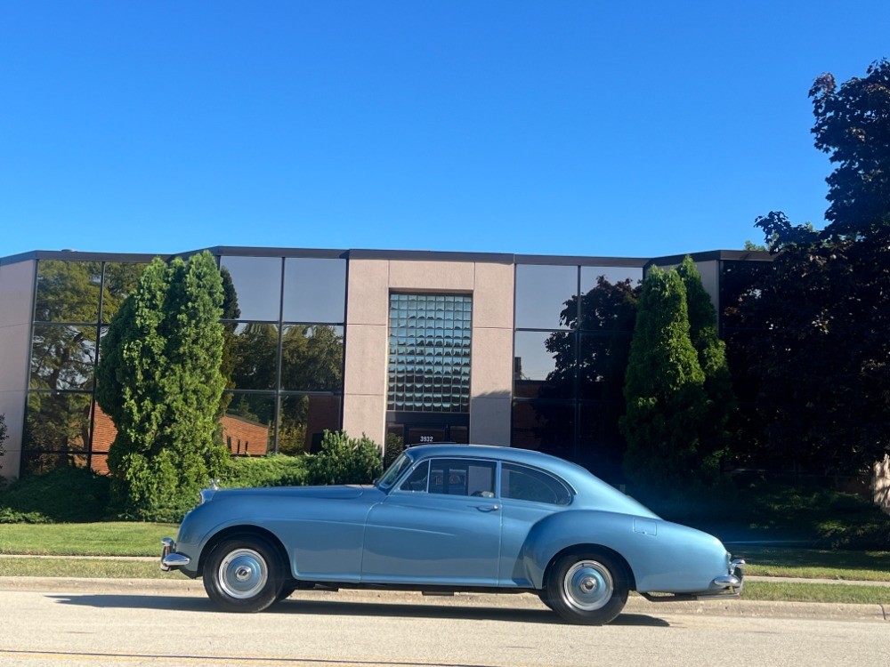 Bentley R-Type 1954