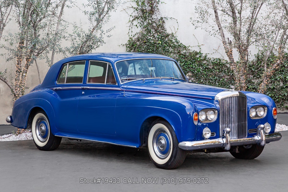 Bentley-S3-Saloon-1963