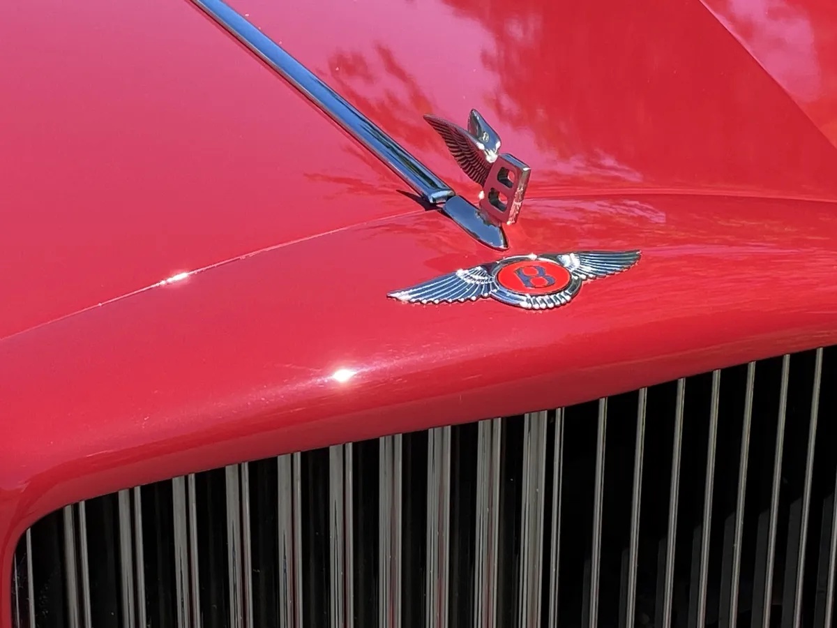 Bentley-Turbo-r-1991-Tudor-Red-Tan