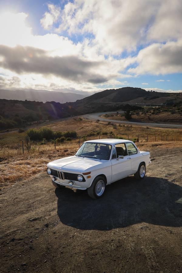Bmw-2002-1975-white