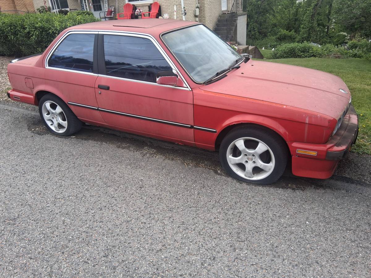 Bmw-3-series-1987-red