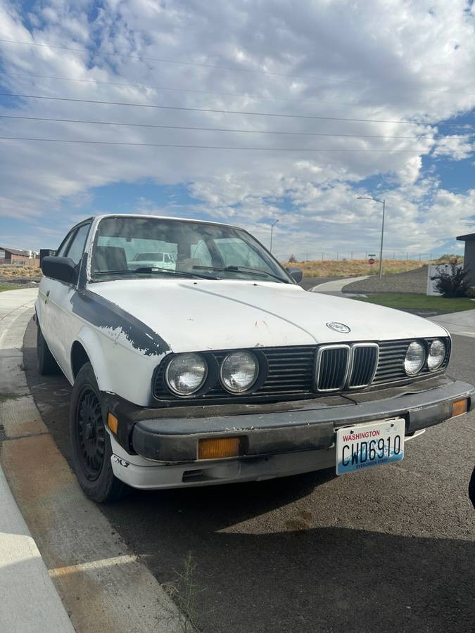 Bmw-318i-1984