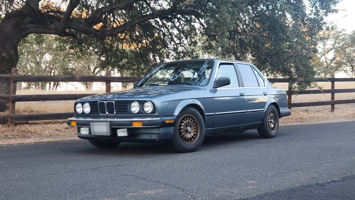 Bmw-325i-1987-blue