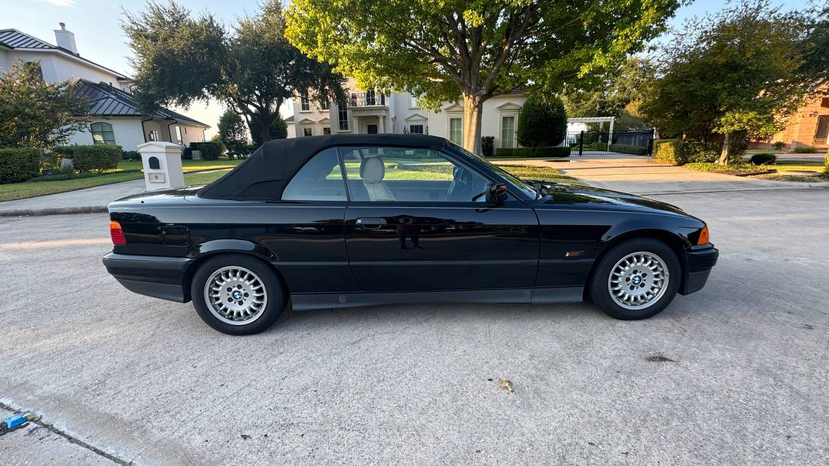 Bmw-325i-1995-Black