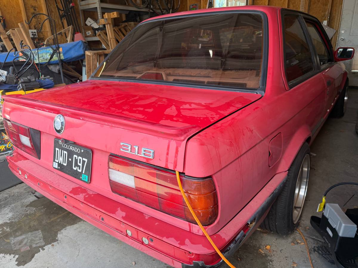 Bmw-E30-1991-red