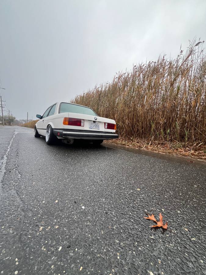 Bmw-E30-318i-1984-white